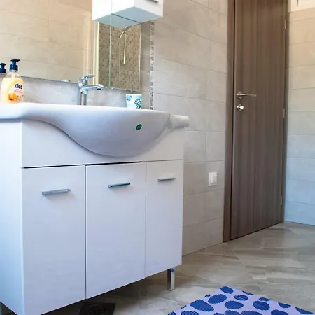 Iva Apartment